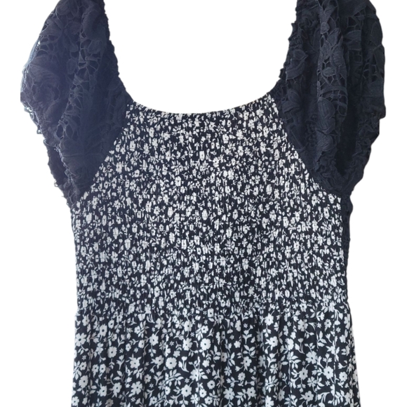 Derek Heart XL Empire‎ Waist Black White Floral Crochet Handkerchief Midi Dress - Picture 6 of 13